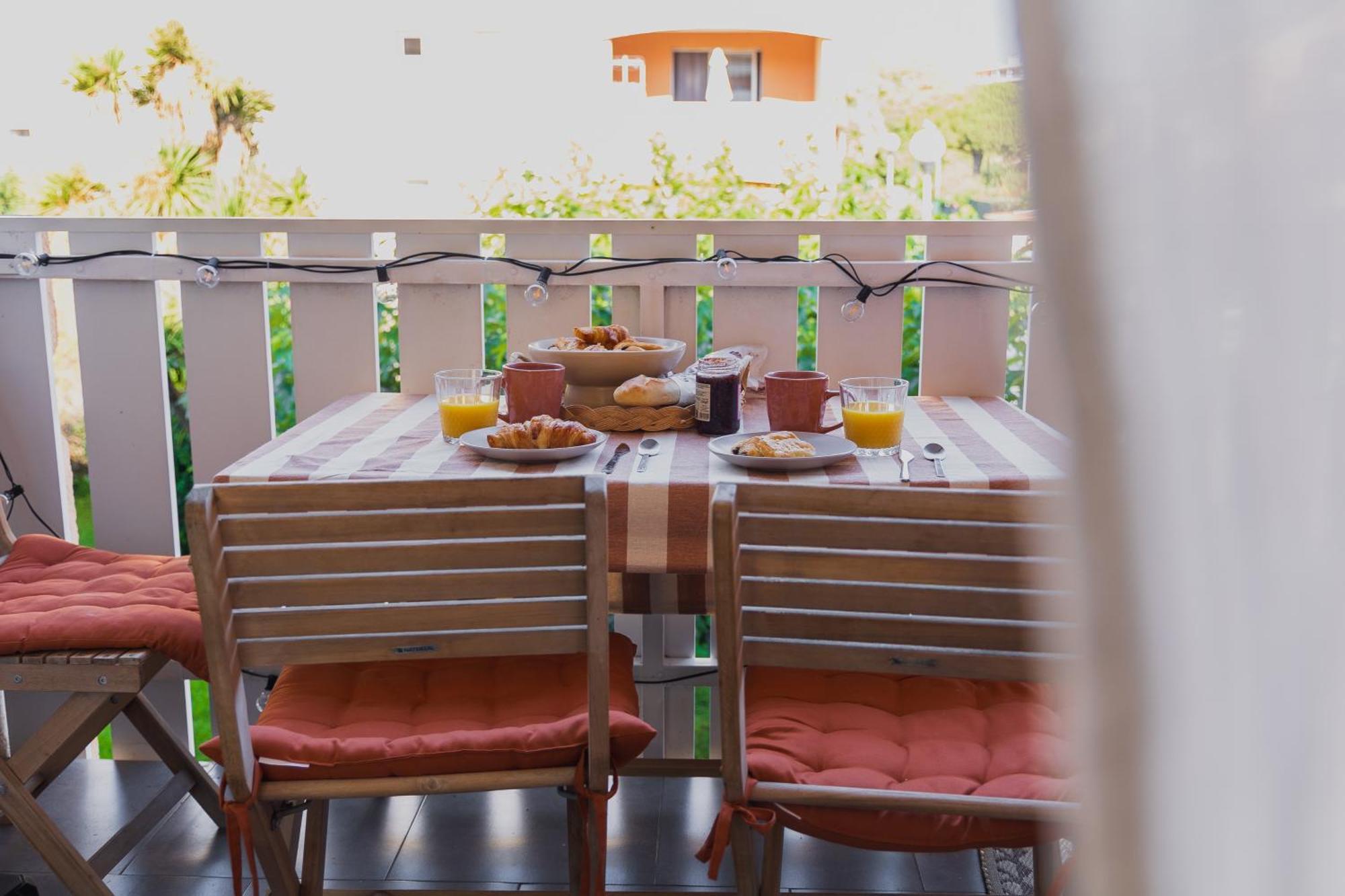 Cosy, Piscine, Clim, Parking Prive - Proche - Arrivee Autonome - Lit Queen Size Appartement La Seyne-sur-Mer