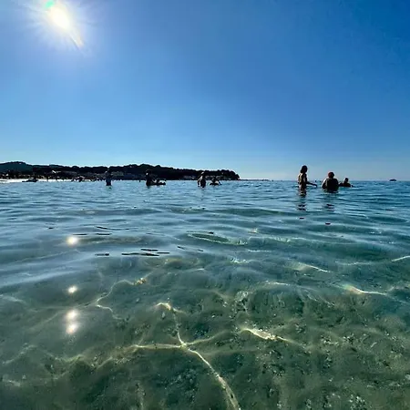 Appart Cosy, Piscine, Clim, Parking Prive - Proche Plage - Arrivee Autonome - Lit Queen Size La Seyne-sur-Mer Exterior photo