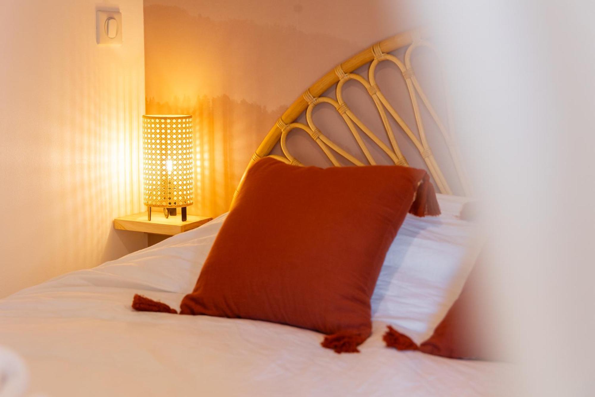 Cosy, Piscine, Clim, Parking Prive - Proche - Arrivee Autonome - Lit Queen Size Apartment La Seyne-sur-Mer